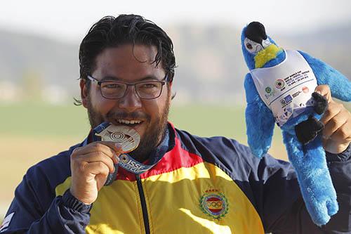 O espanho Alberto Fernandez ficou com a medalha de ouro na final da fossa olímpica da Copa do Mundo de Tiro Esportivo  / Foto: Wagner Meier / CBTE